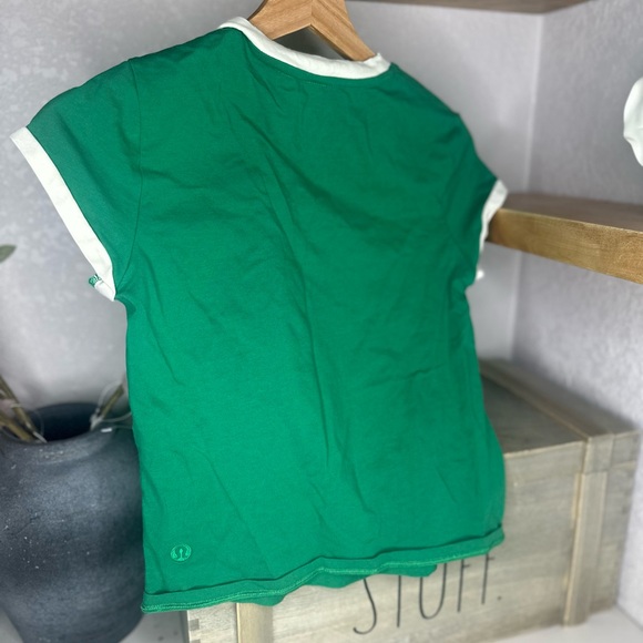 Lululemon Organic Cotton Cotton Ringer Baby Tee • Raceway Green • Sz M - Picture 4 of 4